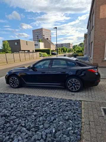 BMW I4