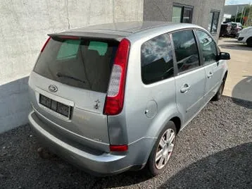 Ford C-Max 2004 photo 3