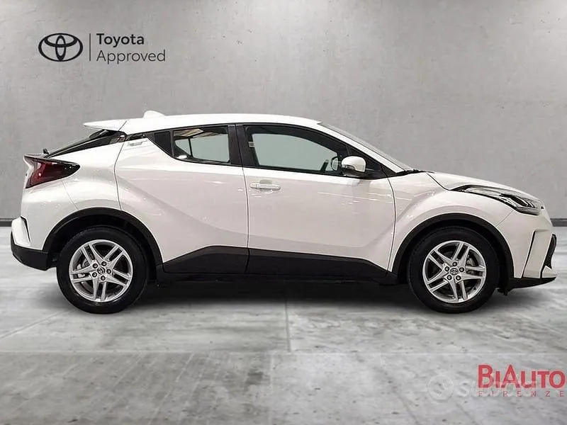 Toyota C-Hr 2023 photo 4