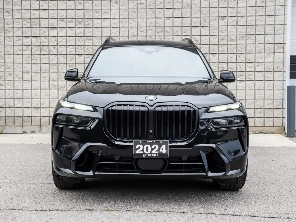 BMW X7 2024 photo 2