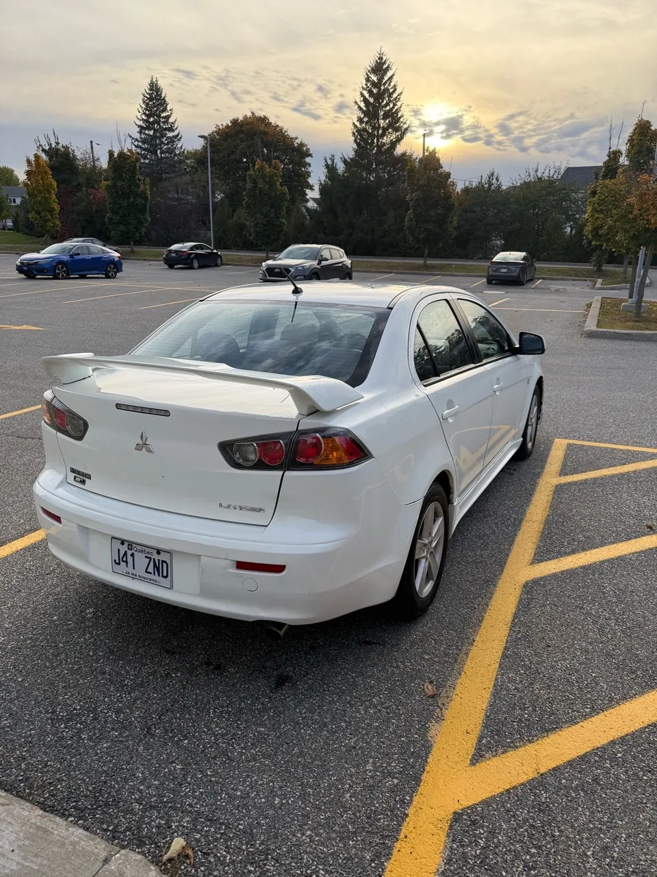 Mitsubishi Lancer 2013 photo 4