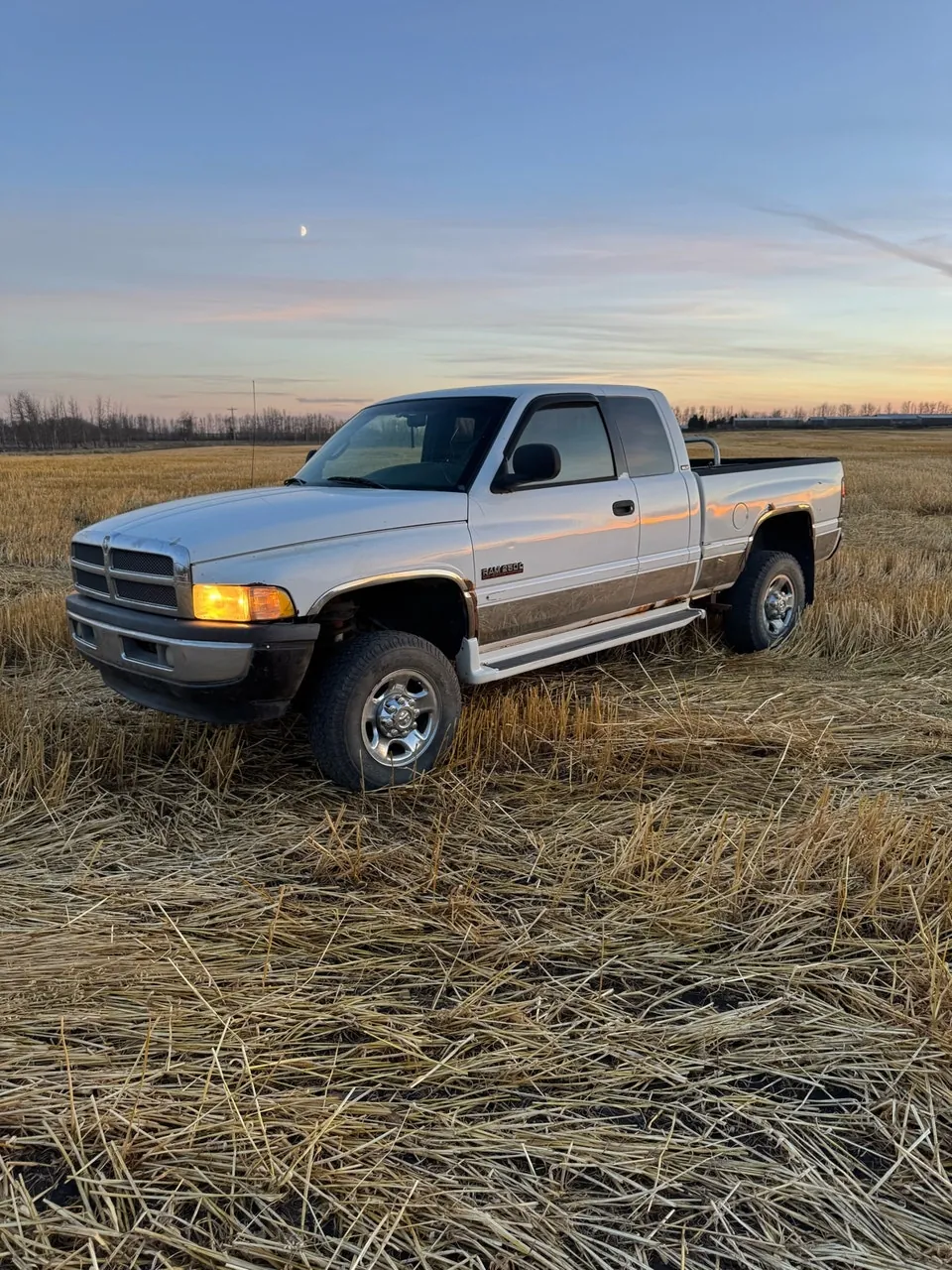Dodge 2500 2001 photo 2