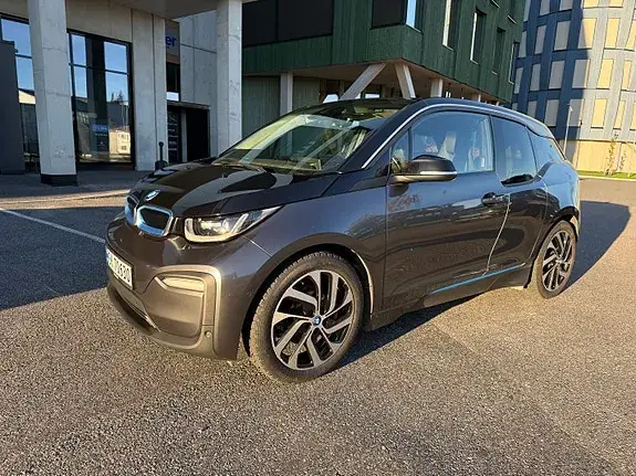 BMW I3