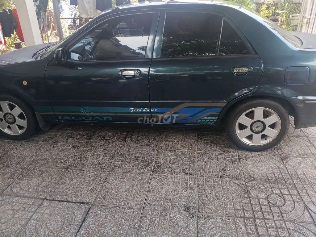 Ford Laser 2002 photo 5