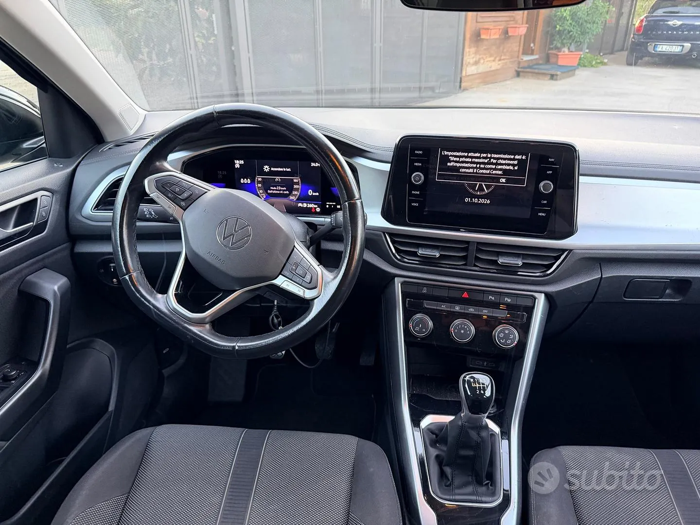 Volkswagen T-Roc 2022 photo 4