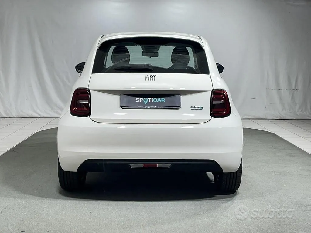 Fiat 500E 2024 photo 4