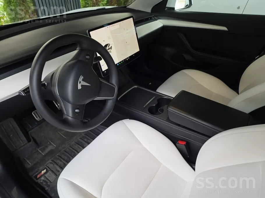 Tesla Model 3 2021 photo 4