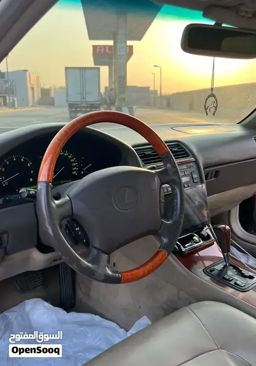 Lexus Ls 400 1999 photo 4