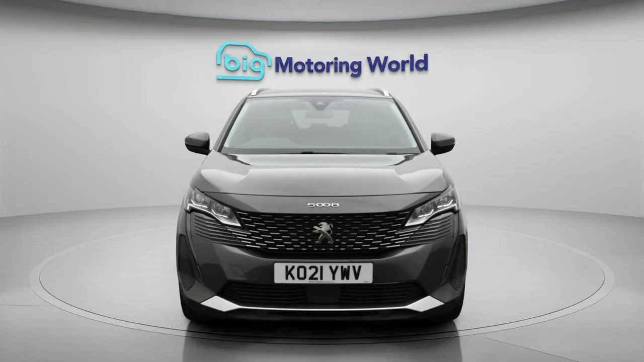 Peugeot 5008 2021 photo 3