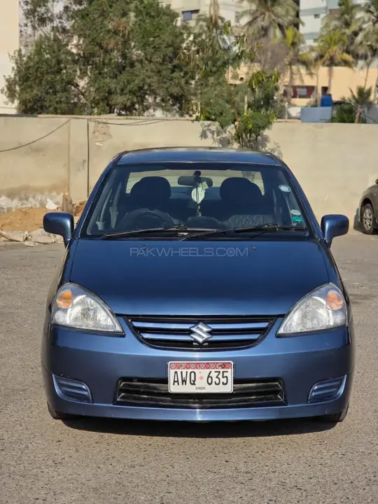 Suzuki Liana