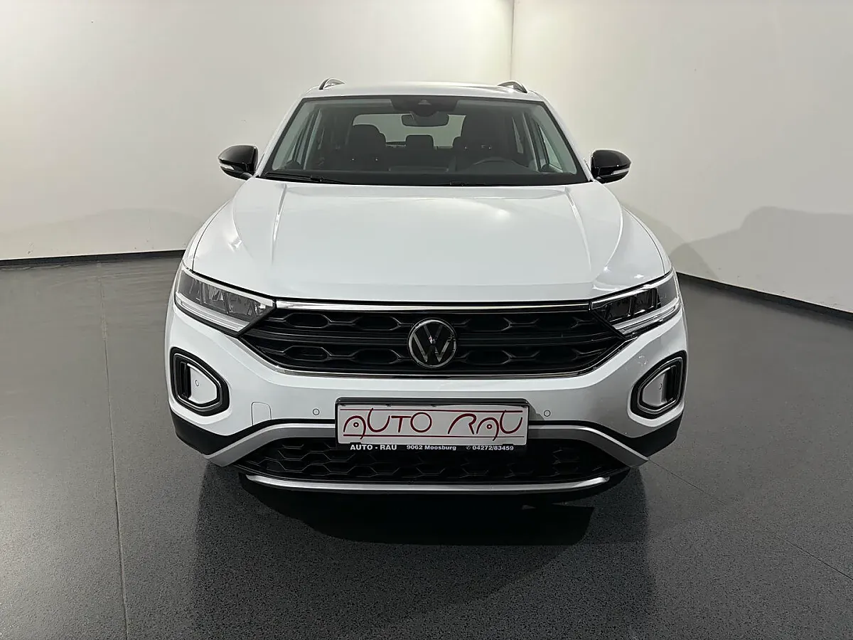 Volkswagen T-Roc 2025 photo 2