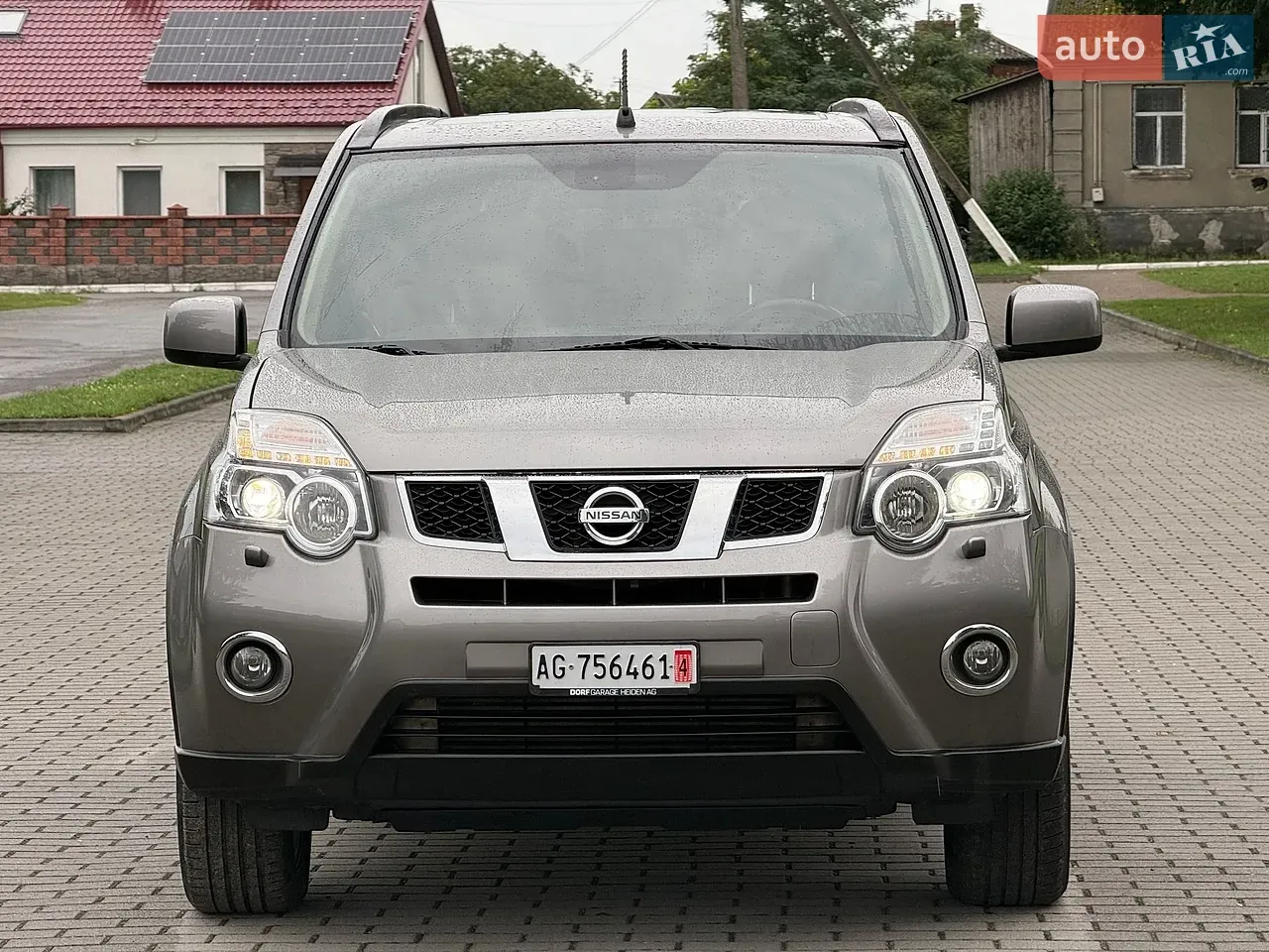 Nissan X-Trail 2011 photo 2