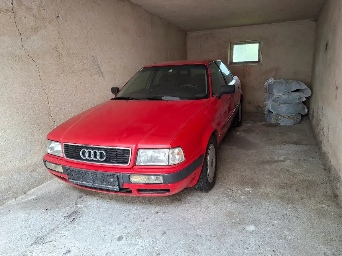 Audi 80