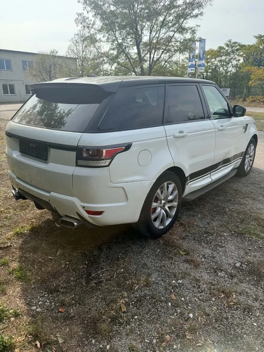 Land Rover Range Rover Sport 2013 photo 3