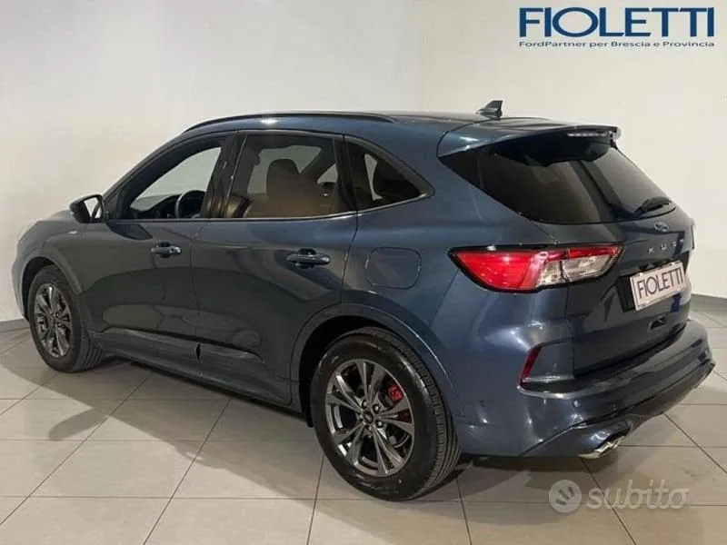 Ford Kuga 2022 photo 2