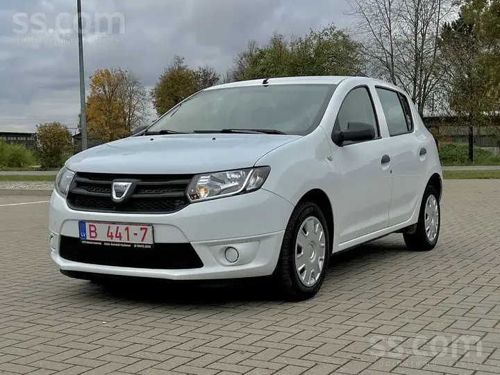 Dacia Sandero 2014 photo 3