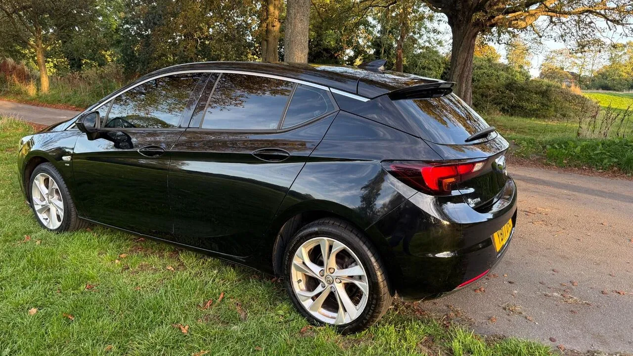 Vauxhall Astra 2017 photo 5