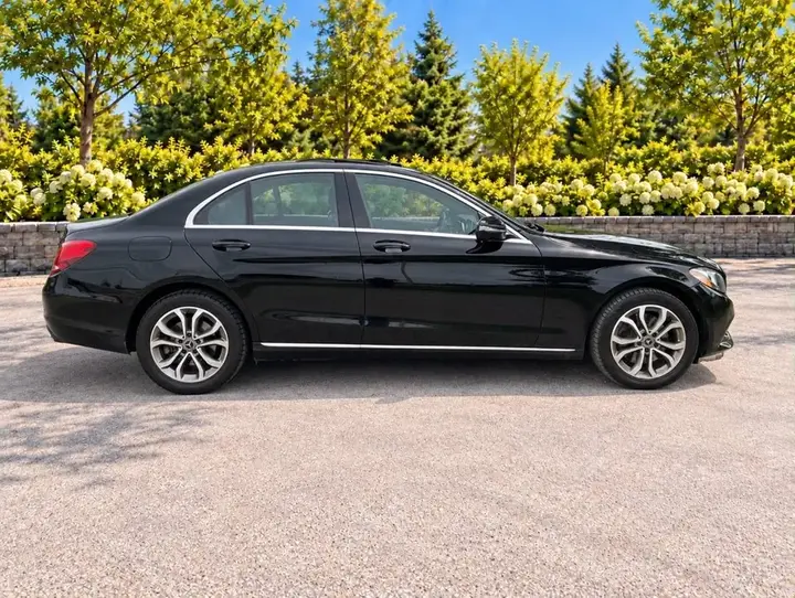 Mercedes-Benz C-Class 2018 photo 2