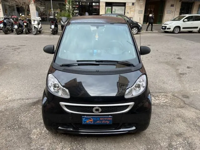 Smart Fortwo 2011 photo 2