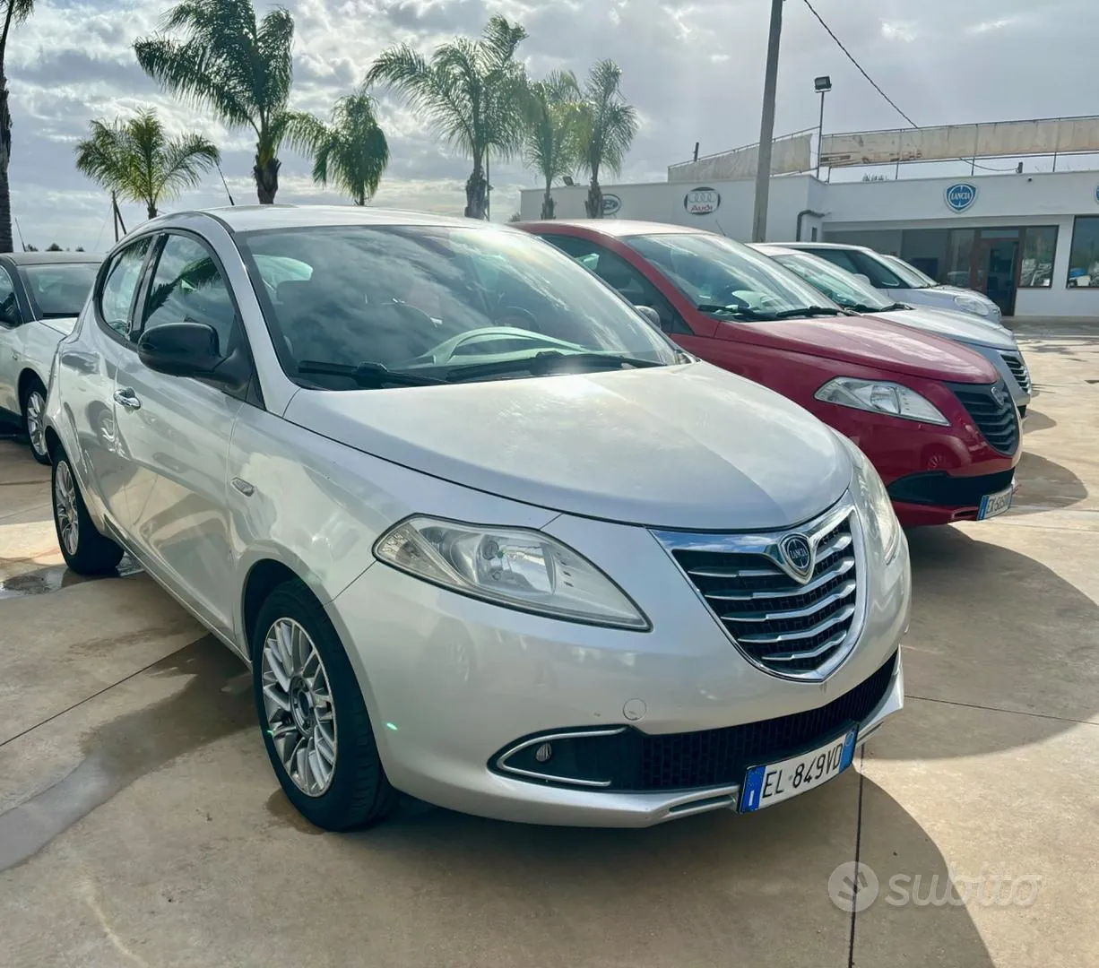 Lancia Ypsilon