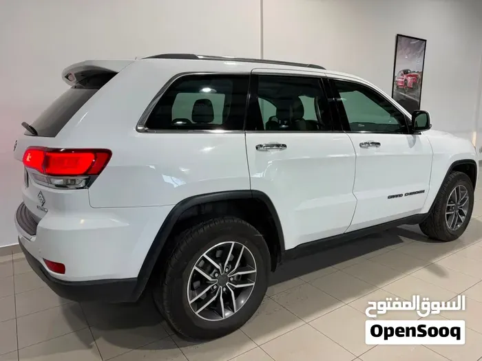 Jeep Grand Cherokee 2021 photo 2