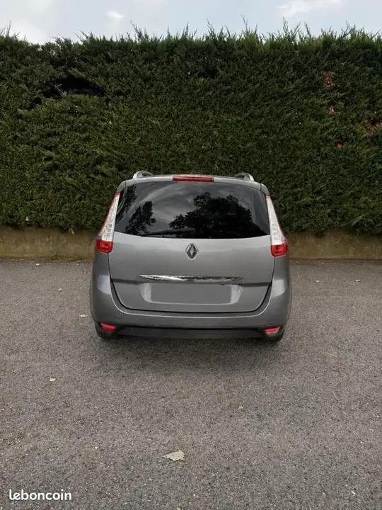 Renault Grand Scenic 2014 photo 5