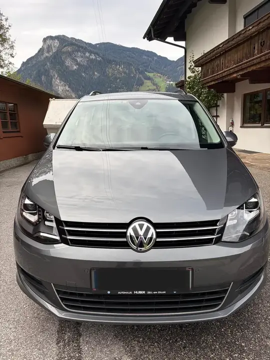 Volkswagen Sharan 2016 photo 2