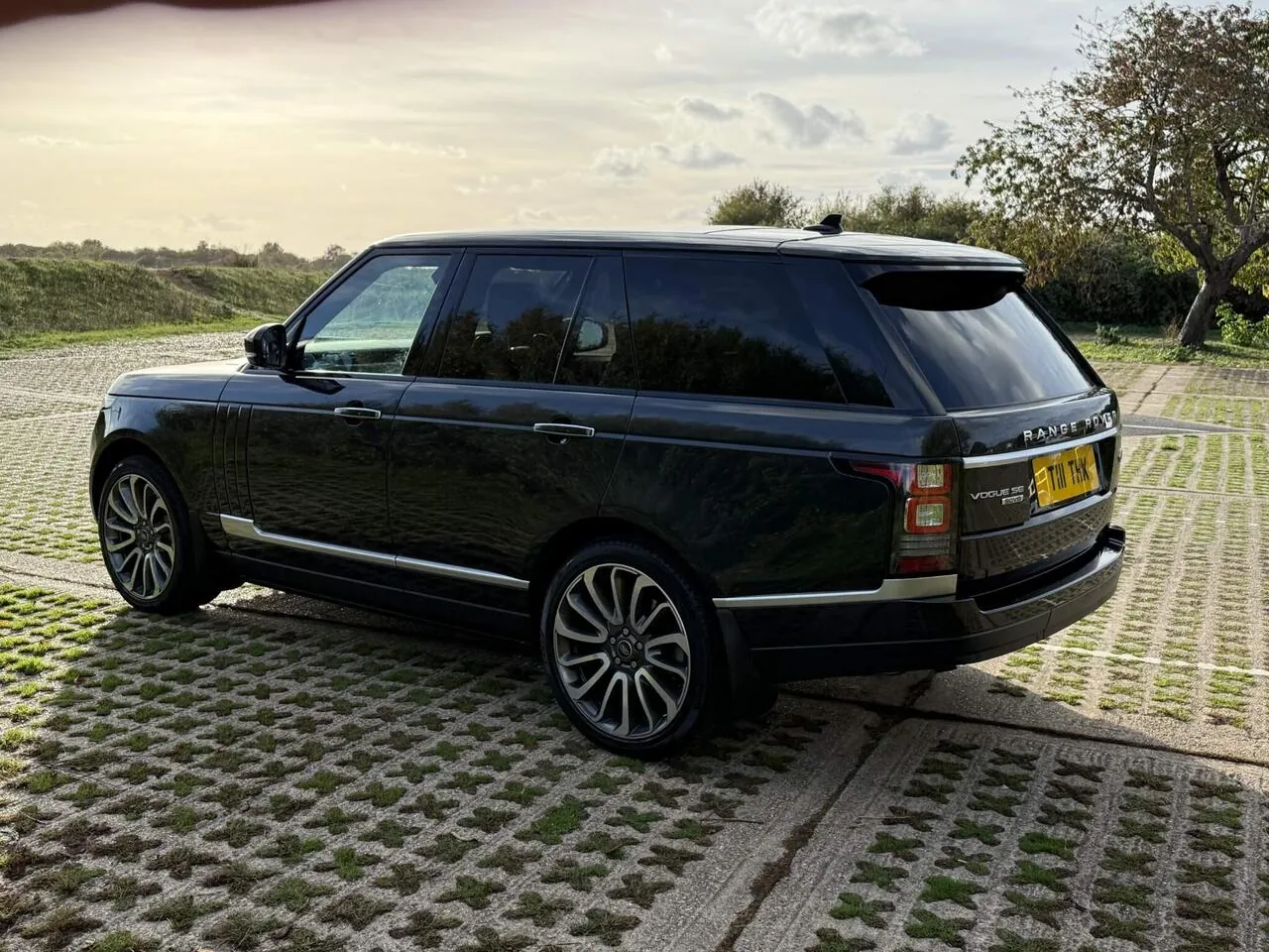 Land Rover Range Rover 2015 photo 4