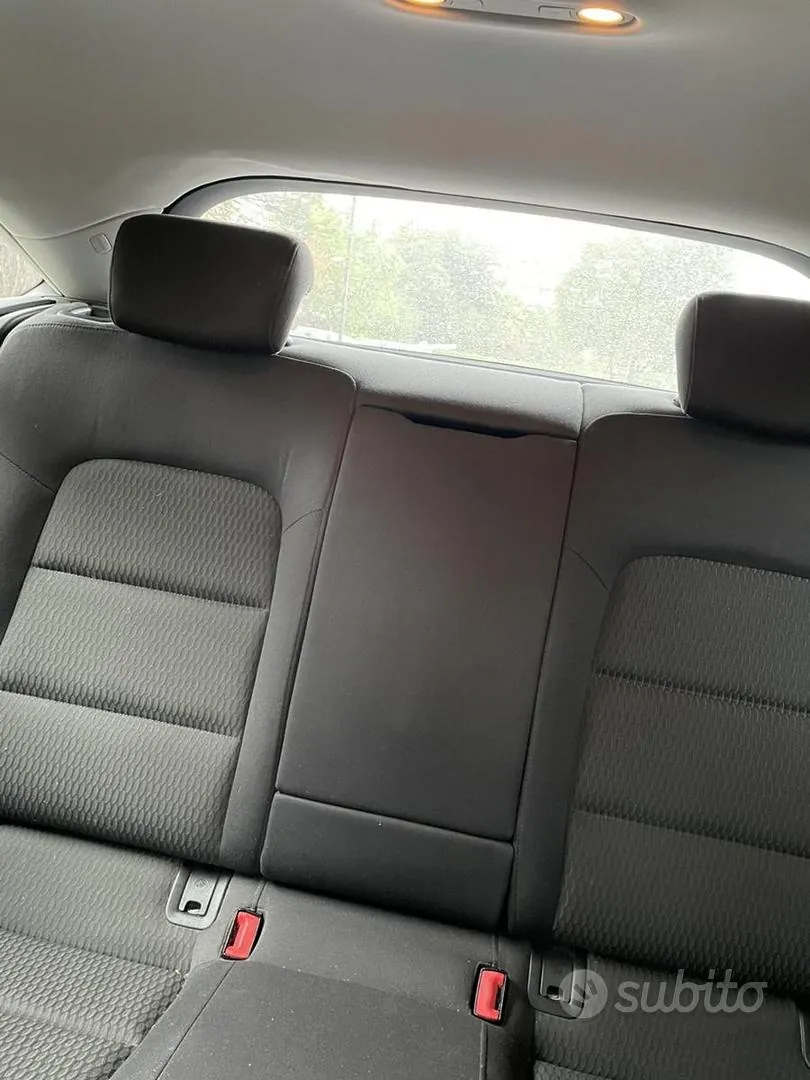 Audi A5 2011 photo 4
