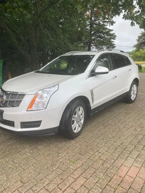Cadillac Srx 2010 photo 2