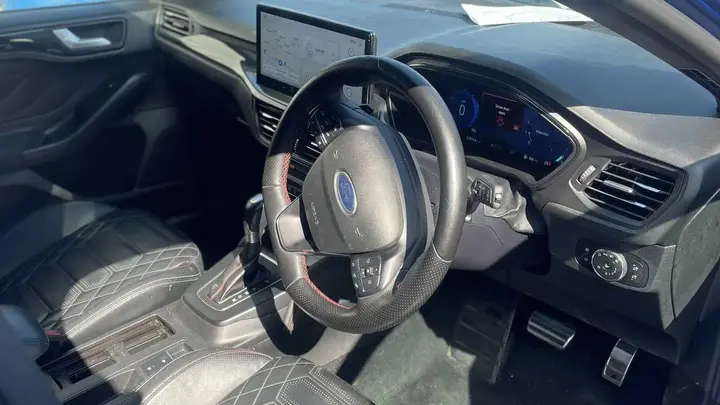 Ford Focus 2023 photo 5