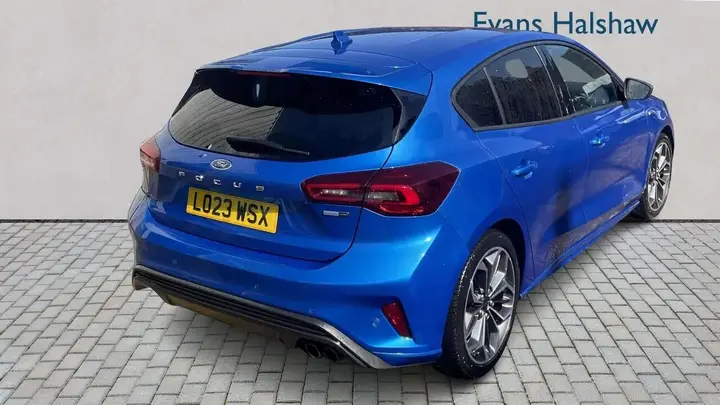 Ford Focus 2023 photo 4