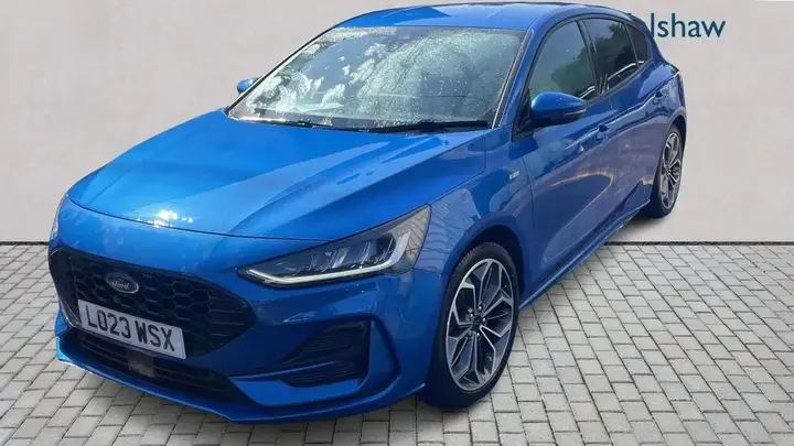 Ford Focus 2023 photo 2