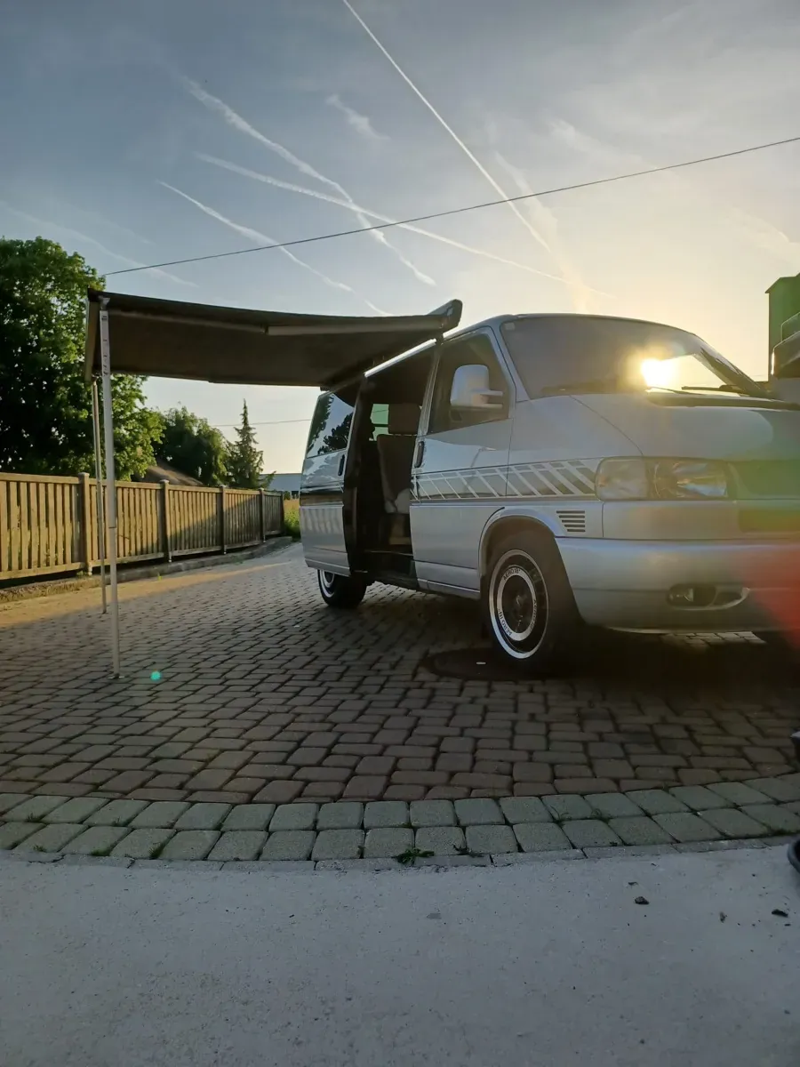 Volkswagen Caravelle 2002 photo 3