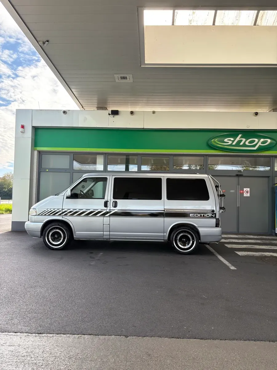 Volkswagen Caravelle