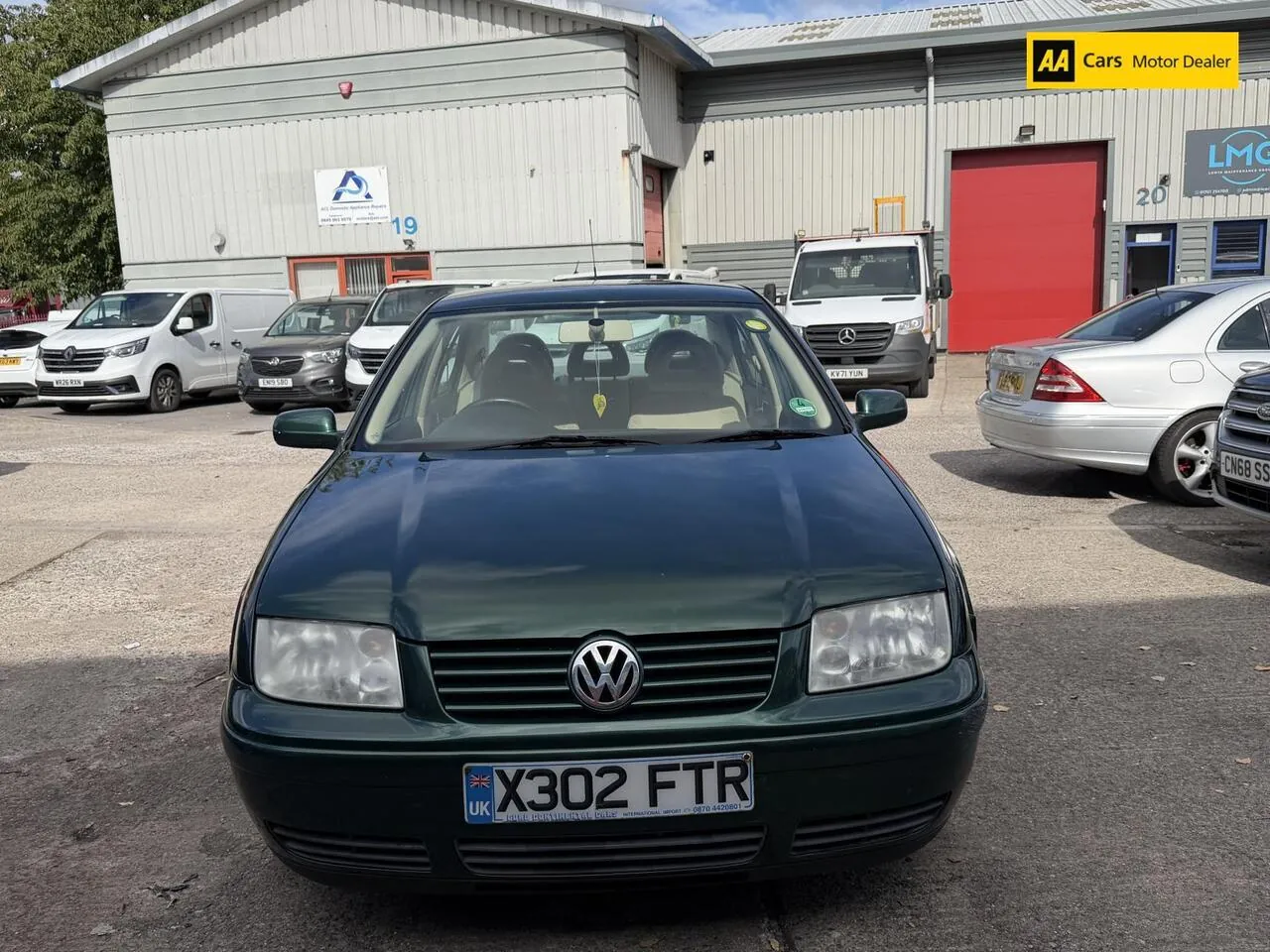 Volkswagen Bora 2001 photo 2