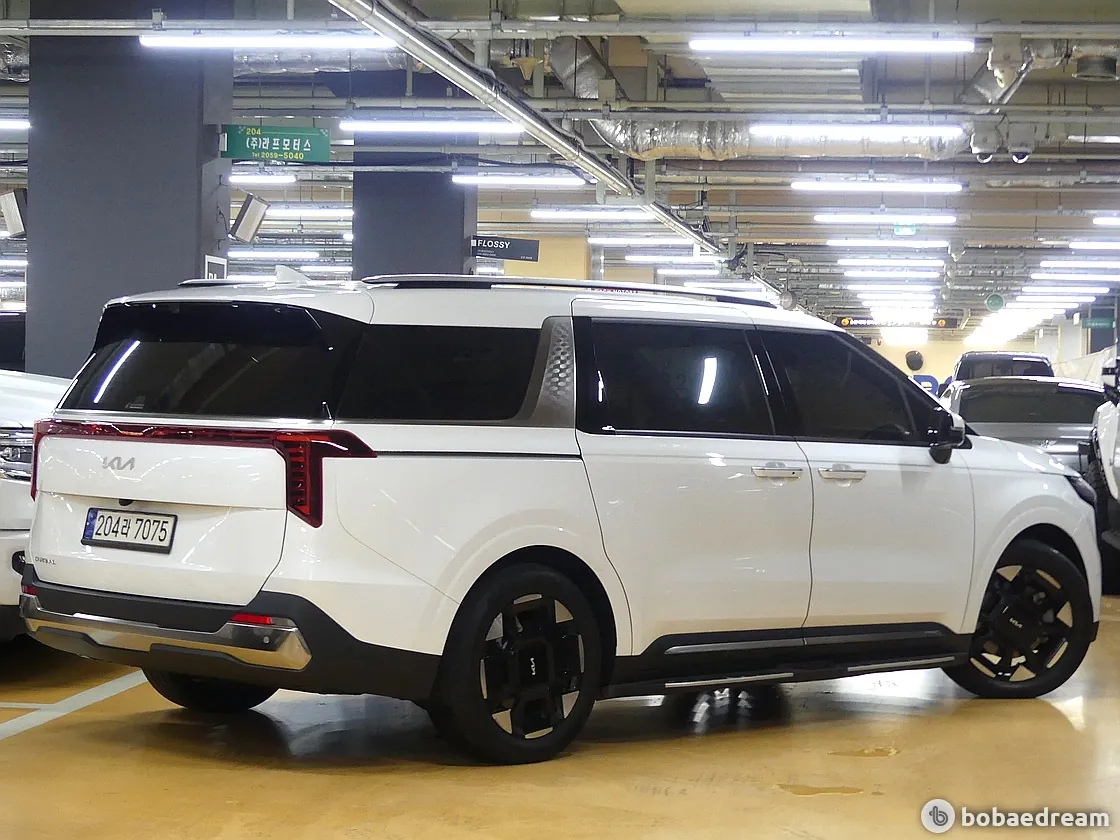 Kia Carnival 2024 photo 3