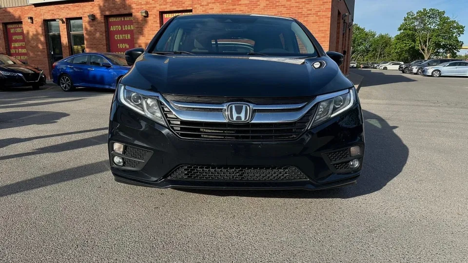 Honda Odyssey 2018 photo 2