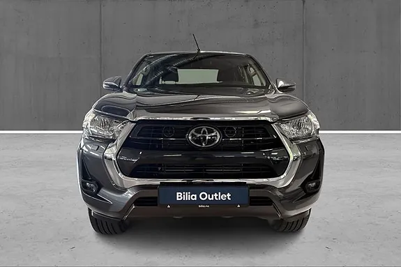 Toyota Hilux 2021 photo 2