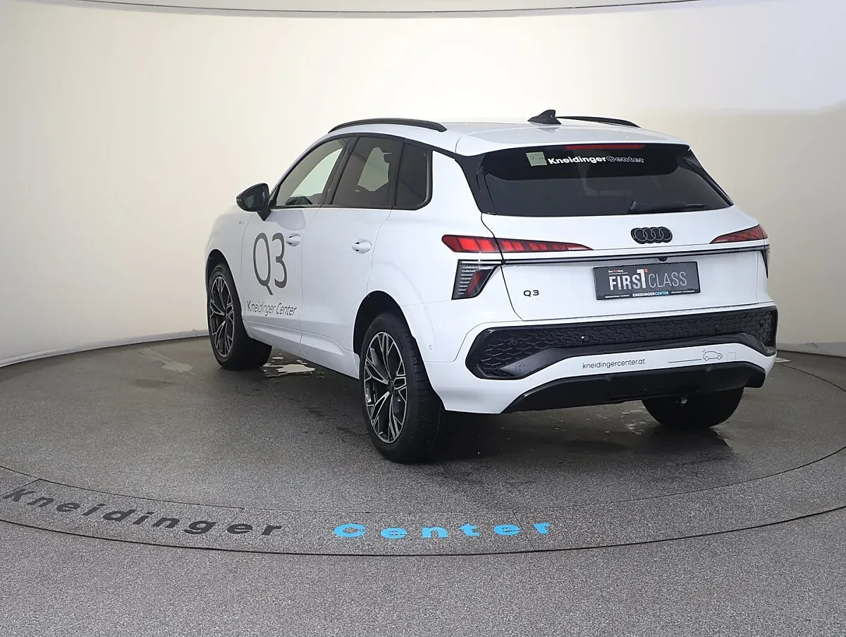 Audi Q3 2026 photo 2
