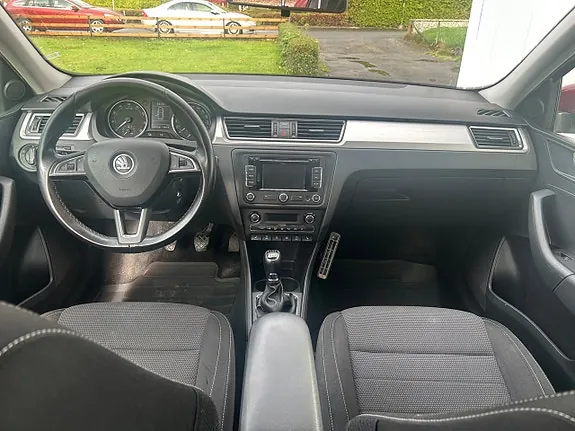 Skoda Rapid Spaceback 2014 photo 5