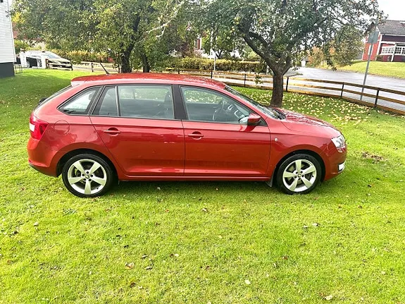 Skoda Rapid Spaceback 2014 photo 4