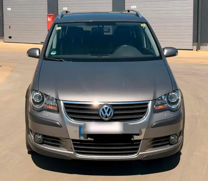 Volkswagen Touran Cross