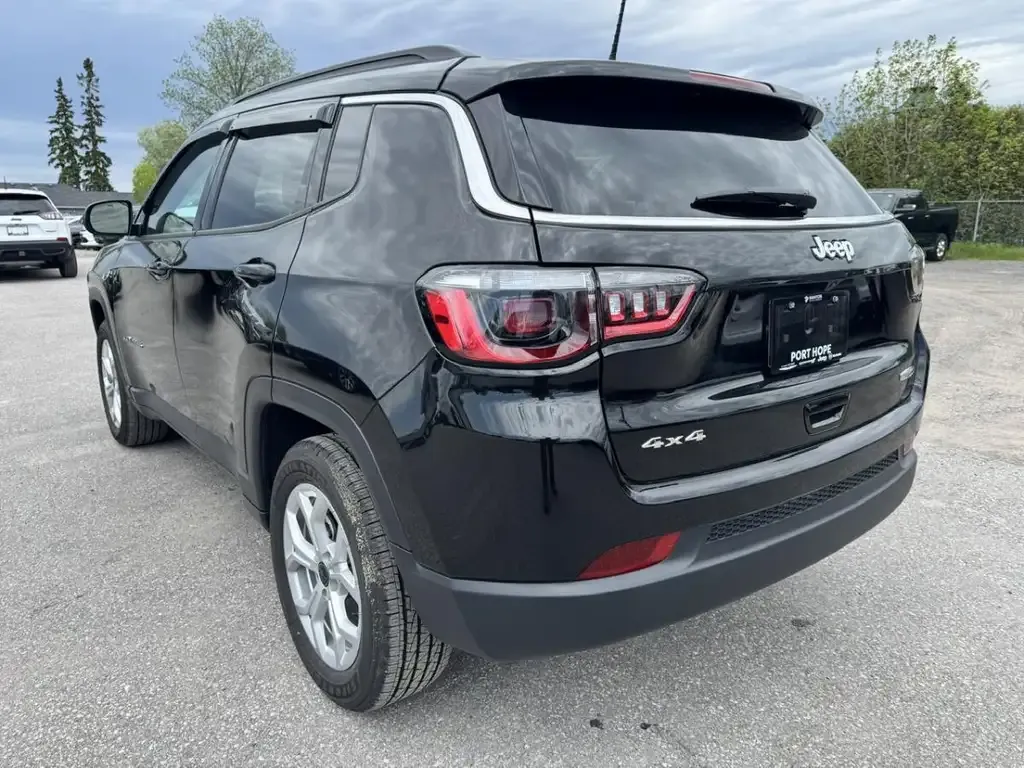 Jeep Compass 2026 photo 3