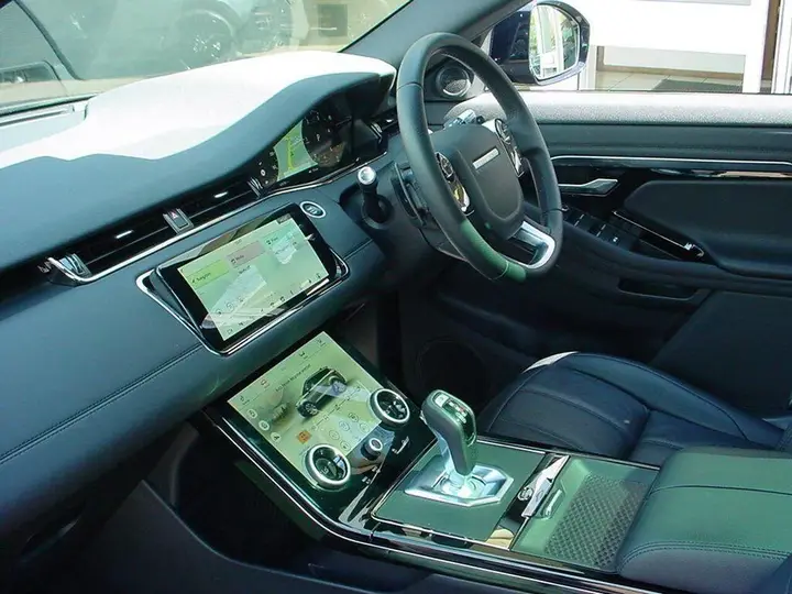 Land Rover Range Rover Evoque 2021 photo 3
