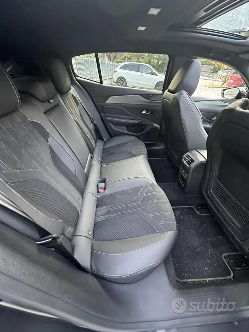 Peugeot 408 2023 photo 4