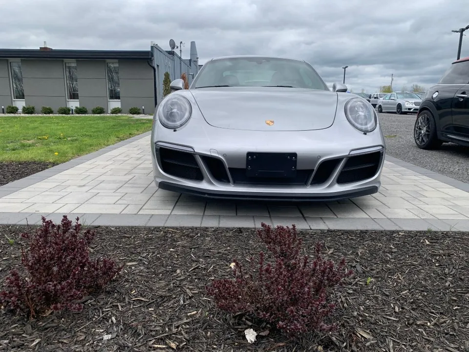 Porsche 911 2017 photo 2
