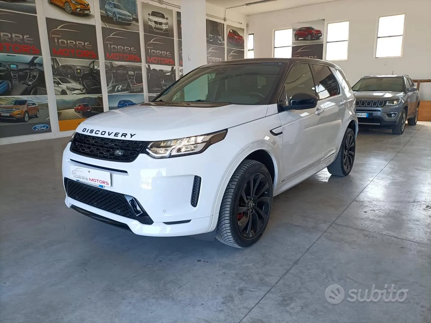 Land Rover Discovery Sport 2019 photo 3