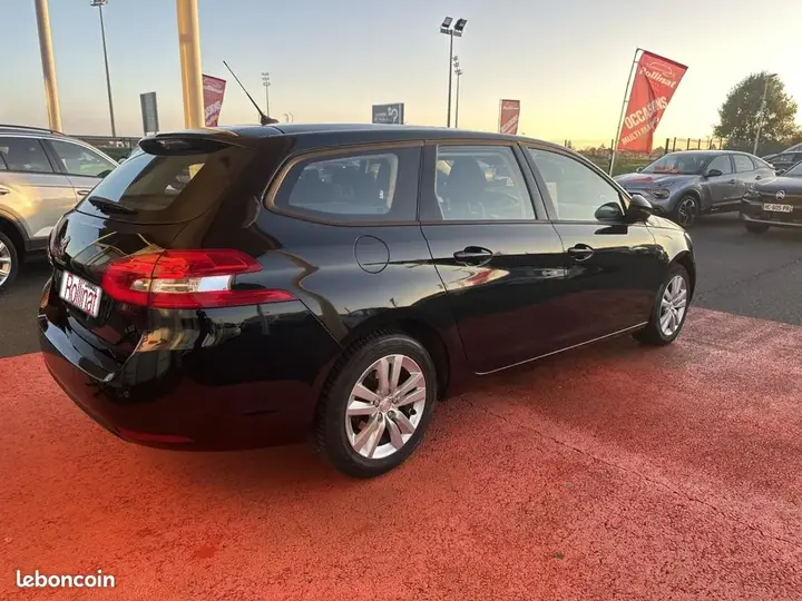 Peugeot 308 2017 photo 5