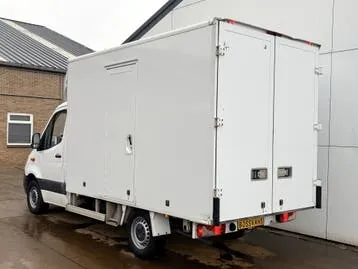 Mercedes-Benz Sprinter 2023 photo 2